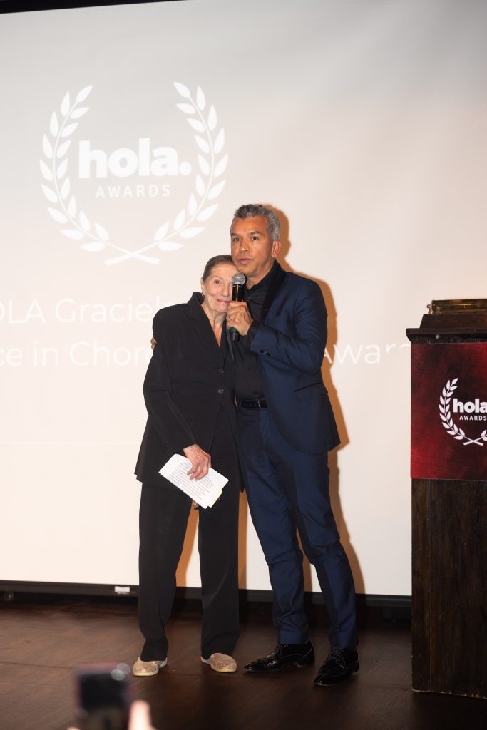 Hola -389